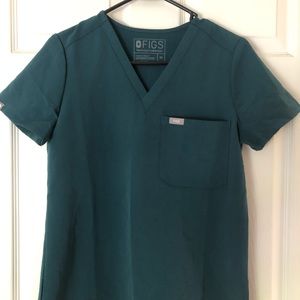 Figs women’s scrub top